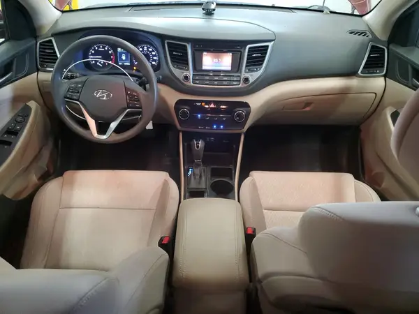 KM8J3CA29GU159773 2016 HYUNDAI TUCSON - Image 8