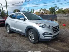 KM8J3CA29GU160938 2016 HYUNDAI TUCSON