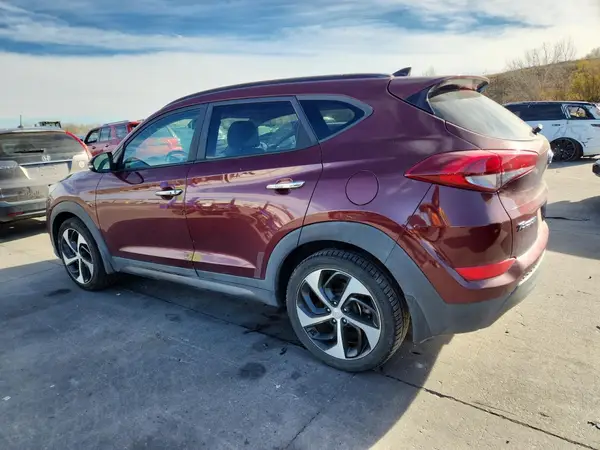 KM8J3CA29GU179392 2016 HYUNDAI TUCSON - Image 2
