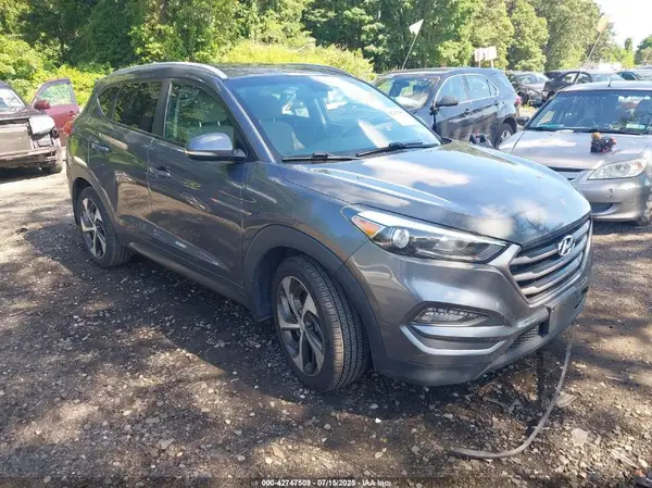 KM8J3CA29GU199142 2016 HYUNDAI TUCSON - Image 1
