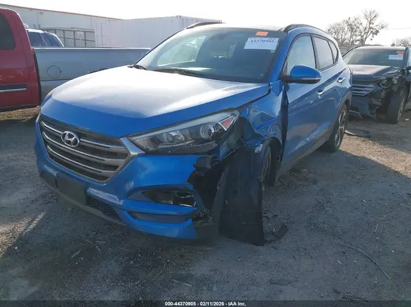 KM8J3CA29GU208132 2016 HYUNDAI TUCSON - Image 2