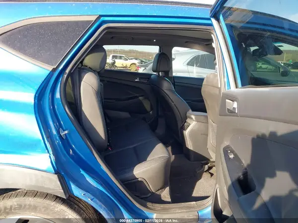 KM8J3CA29GU208132 2016 HYUNDAI TUCSON - Image 8