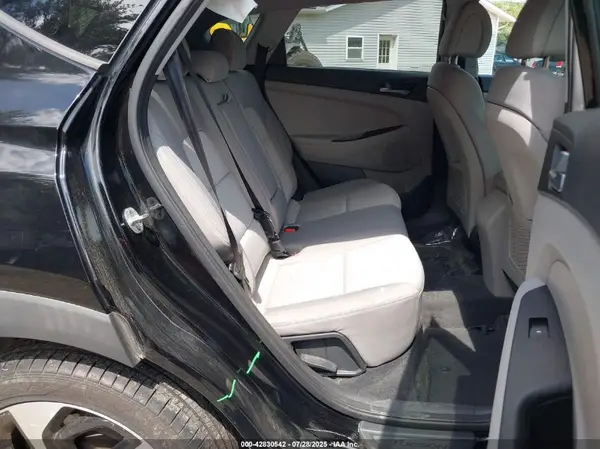 KM8J3CA29GU209734 2016 HYUNDAI TUCSON - Image 8