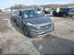 KM8J3CA29GU223262 2016 HYUNDAI TUCSON