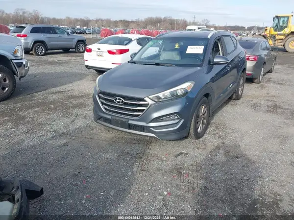 KM8J3CA29GU223262 2016 HYUNDAI TUCSON - Image 2