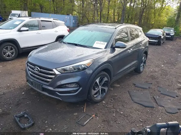 KM8J3CA29GU237114 2016 HYUNDAI TUCSON - Image 2