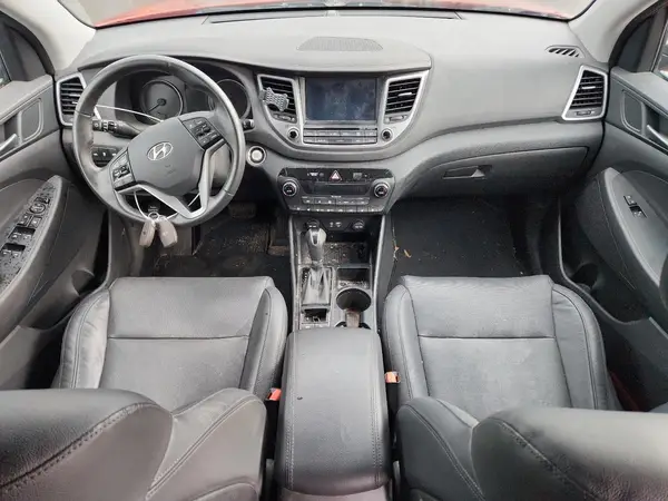 KM8J3CA29GU239025 2016 HYUNDAI TUCSON - Image 8