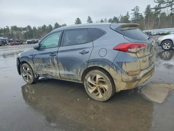 KM8J3CA29HU267814 2017 HYUNDAI TUCSON - Image 2
