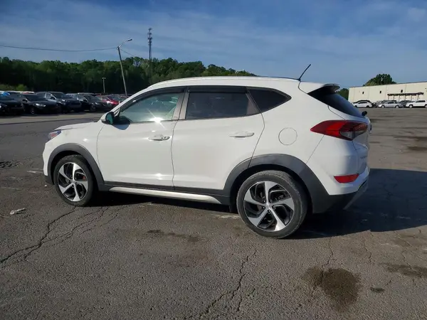 KM8J3CA29HU272219 2017 HYUNDAI TUCSON - Image 2