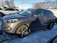 KM8J3CA29HU276643 2017 HYUNDAI TUCSON