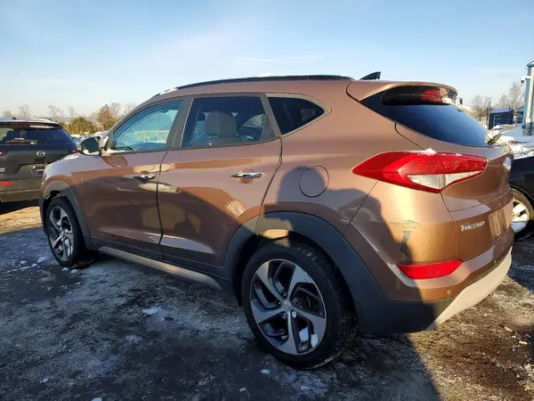 KM8J3CA29HU288209 2017 HYUNDAI TUCSON - Image 2