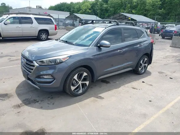 KM8J3CA29HU289148 2017 HYUNDAI TUCSON - Image 2