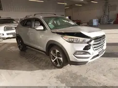 KM8J3CA29HU294687 2017 HYUNDAI TUCSON
