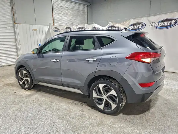 KM8J3CA29HU296018 2017 HYUNDAI TUCSON - Image 2