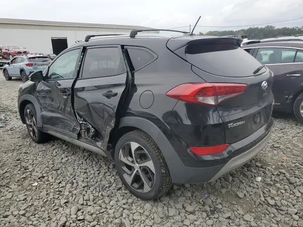 KM8J3CA29HU298447 2017 HYUNDAI TUCSON - Image 2