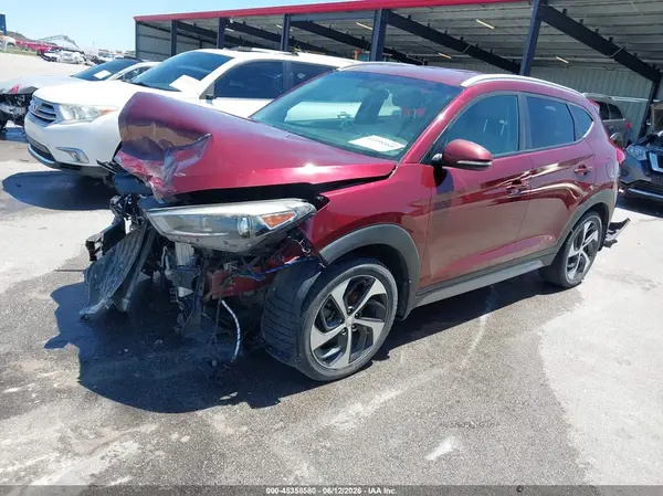 KM8J3CA29HU313366 2017 HYUNDAI TUCSON - Image 2