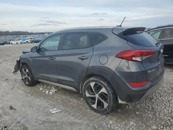 KM8J3CA29HU314274 2017 HYUNDAI TUCSON - Image 2
