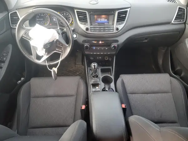 KM8J3CA29HU314274 2017 HYUNDAI TUCSON - Image 8