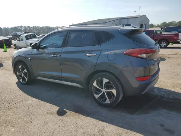 KM8J3CA29HU337862 2017 HYUNDAI TUCSON - Image 2