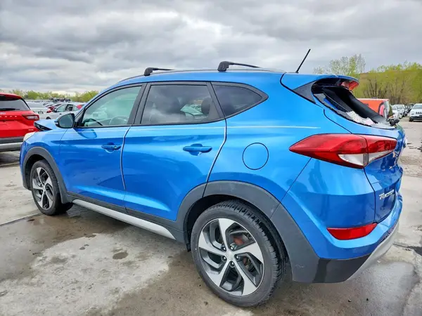 KM8J3CA29HU355214 2017 HYUNDAI TUCSON - Image 2