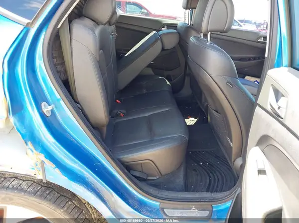 KM8J3CA29HU360414 2017 HYUNDAI TUCSON - Image 8