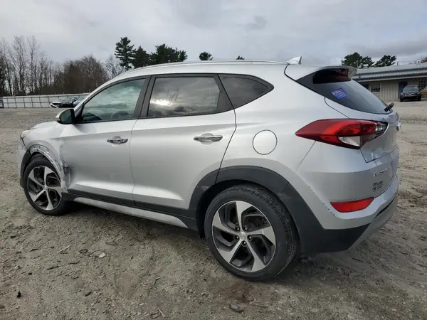KM8J3CA29HU379321 2017 HYUNDAI TUCSON - Image 2