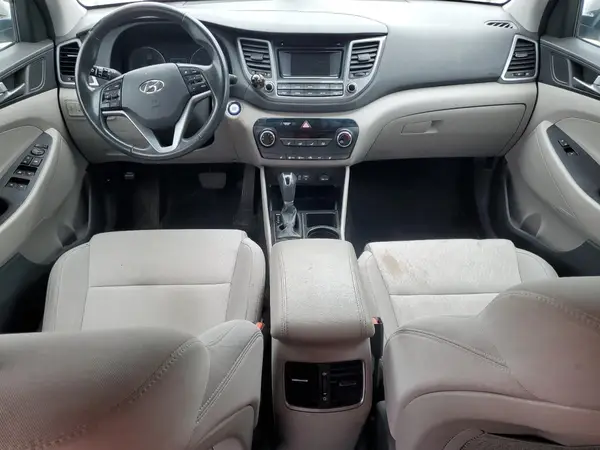 KM8J3CA29HU391663 2017 HYUNDAI TUCSON - Image 8