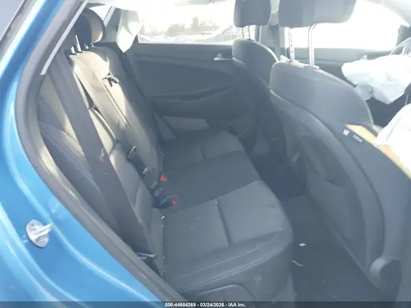 KM8J3CA29HU399214 2017 HYUNDAI TUCSON - Image 8