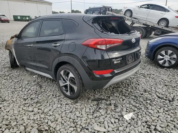 KM8J3CA29HU409630 2017 HYUNDAI TUCSON - Image 2