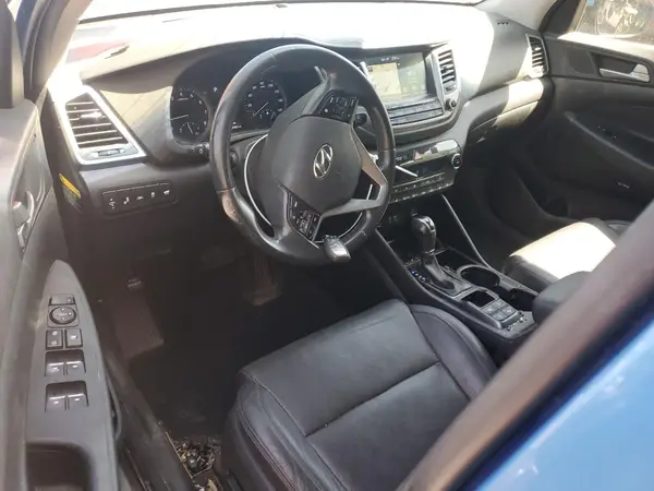 KM8J3CA29HU433703 2017 HYUNDAI TUCSON - Image 8