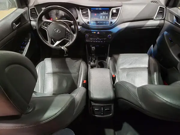 KM8J3CA29HU436391 2017 HYUNDAI TUCSON - Image 8