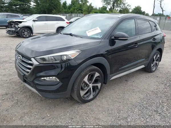 KM8J3CA29HU447679 2017 HYUNDAI TUCSON - Image 2