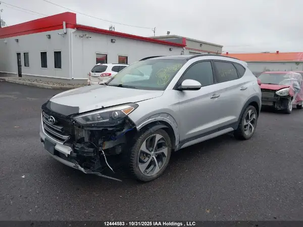 KM8J3CA29HU533025 2017 HYUNDAI TUCSON - Image 2