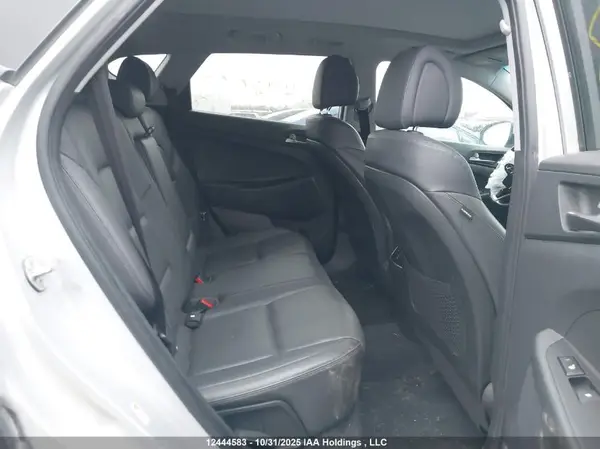 KM8J3CA29HU533025 2017 HYUNDAI TUCSON - Image 8