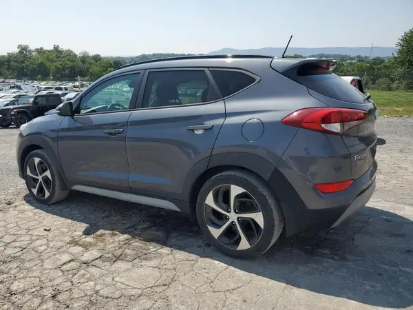 KM8J3CA29HU552030 2017 HYUNDAI TUCSON - Image 2