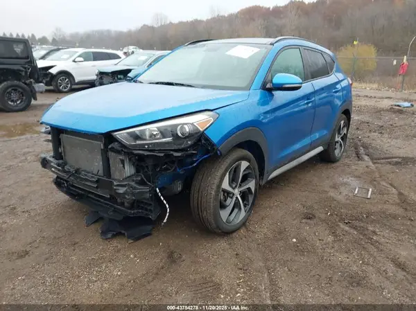 KM8J3CA29HU552092 2017 HYUNDAI TUCSON - Image 2