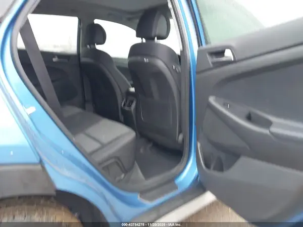 KM8J3CA29HU552092 2017 HYUNDAI TUCSON - Image 8