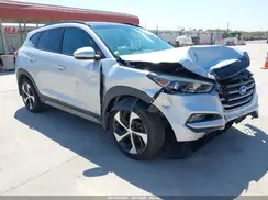 KM8J3CA29HU567871 2017 HYUNDAI TUCSON