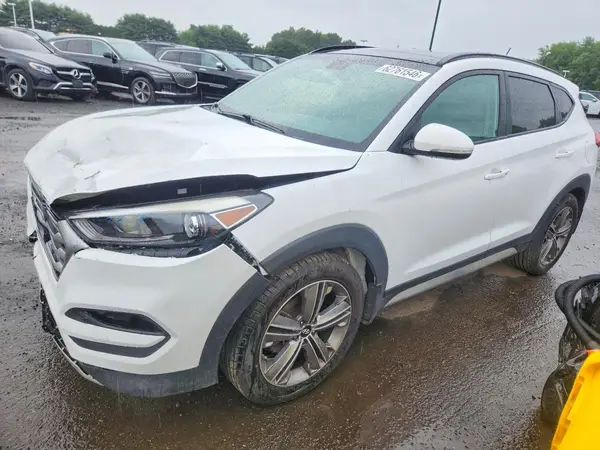 KM8J3CA29HU570138 2017 HYUNDAI TUCSON - Image 1