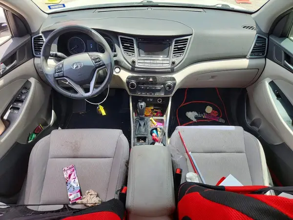 KM8J3CA29HU587022 2017 HYUNDAI TUCSON - Image 8