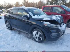 KM8J3CA29HU596240 2017 HYUNDAI TUCSON