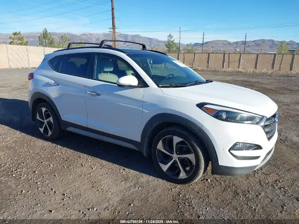 KM8J3CA29HU596612 2017 HYUNDAI TUCSON - Image 1