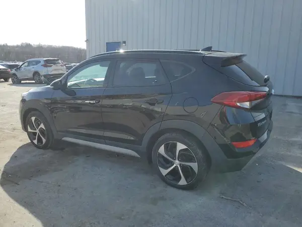KM8J3CA29JU636919 2018 HYUNDAI TUCSON - Image 2