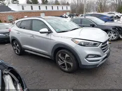 KM8J3CA29JU639822 2018 HYUNDAI TUCSON