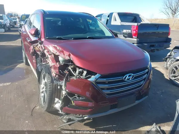 KM8J3CA29JU652215 2018 HYUNDAI TUCSON - Image 1