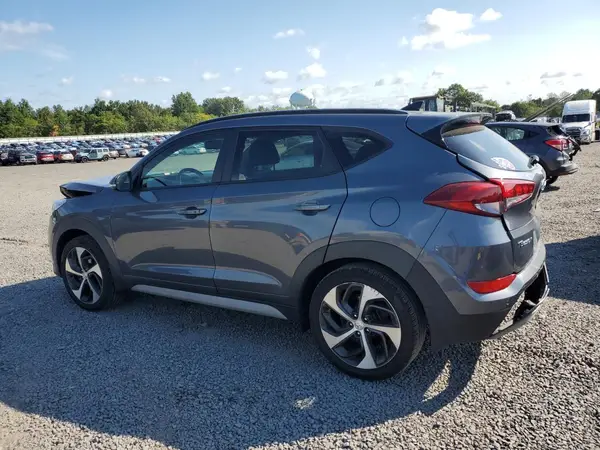 KM8J3CA29JU677731 2018 HYUNDAI TUCSON - Image 2
