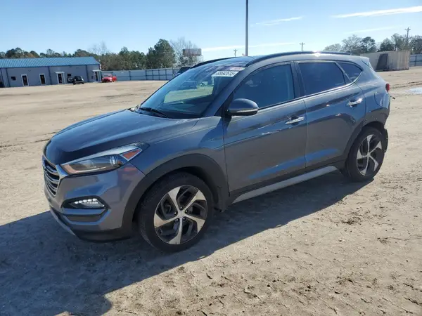 KM8J3CA29JU723896 2018 HYUNDAI TUCSON - Image 1