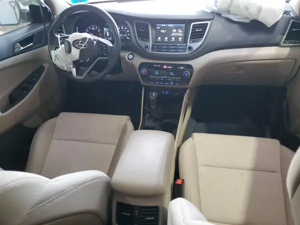 KM8J3CA29JU757269 2018 HYUNDAI TUCSON - Image 8