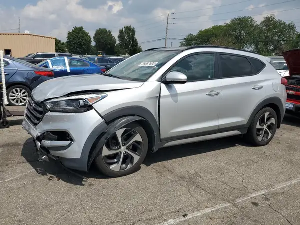 KM8J3CA29JU793687 2018 HYUNDAI TUCSON - Image 1