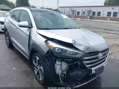 KM8J3CA29JU817227 2018 HYUNDAI TUCSON